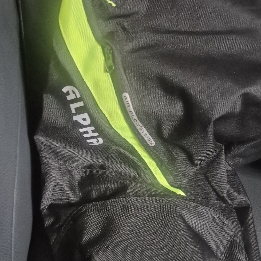 Alpha waterproof pants - Picture 3 of 10